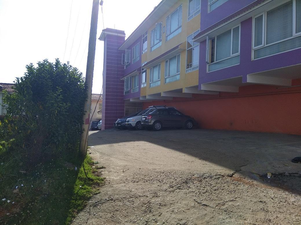 Mmr Grand Inn Utakamand Zewnętrze zdjęcie